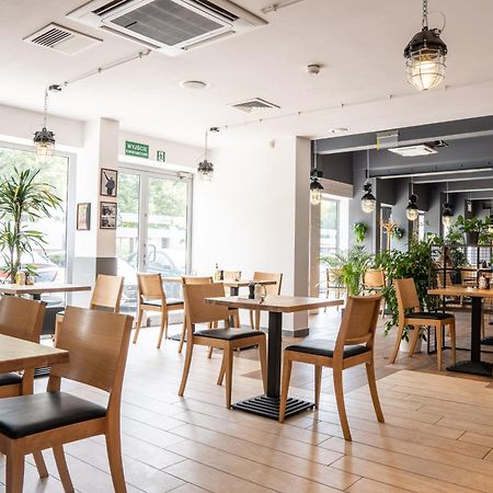 Hotel Mokotów Warschau Buitenkant foto