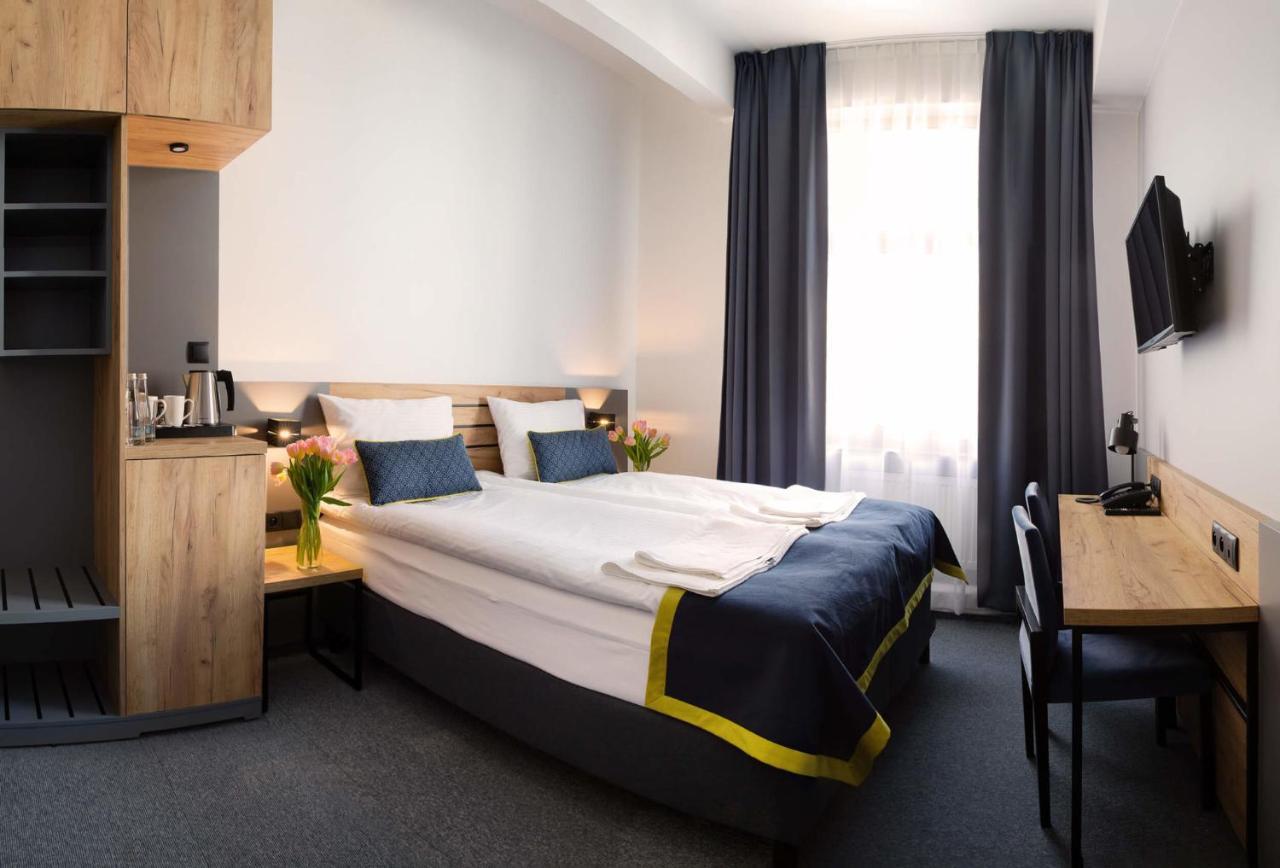 Hotel Mokotów Warschau Buitenkant foto